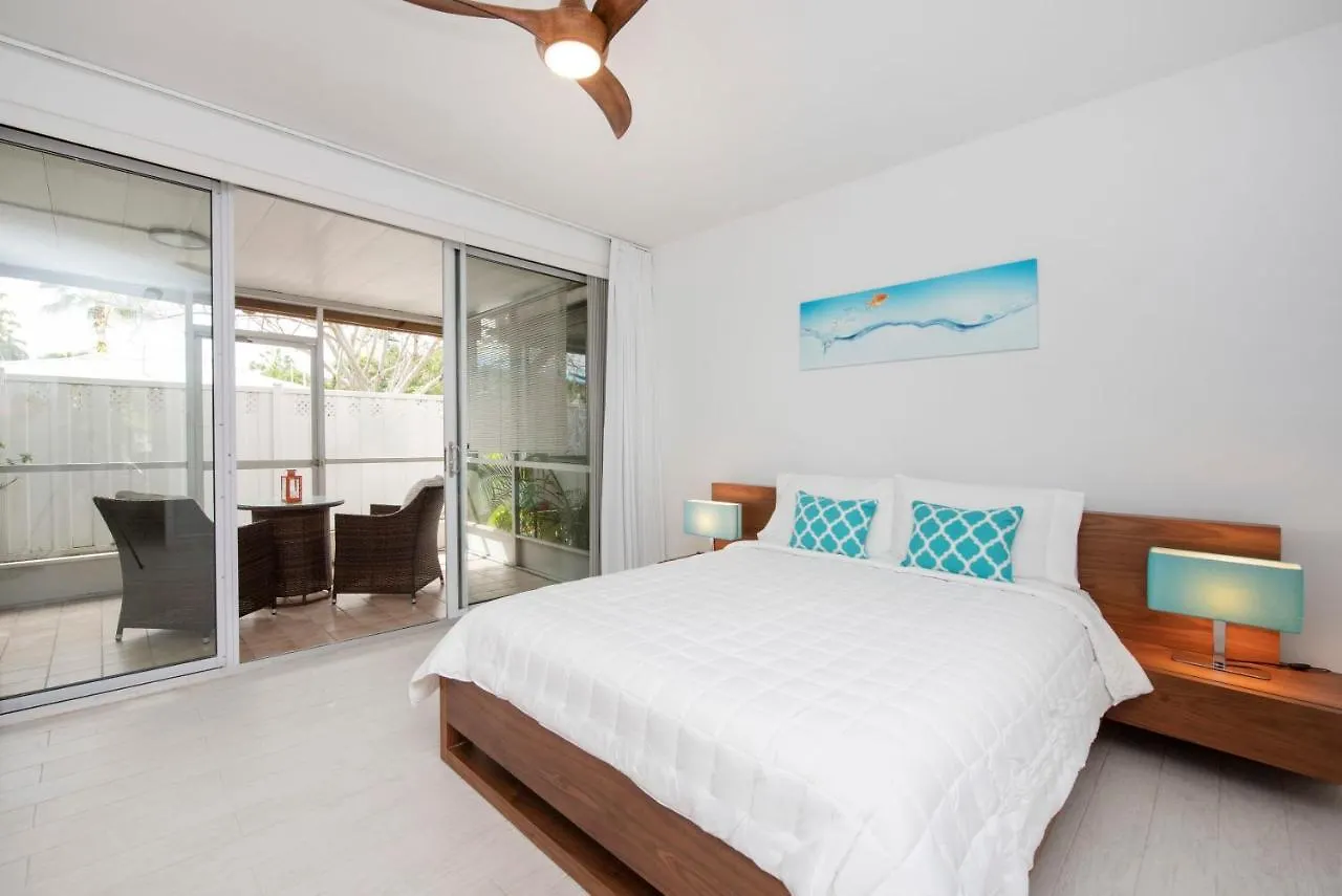 Beach Living At Island Pine Villas Blse George Town Kaaiman-eilanden
