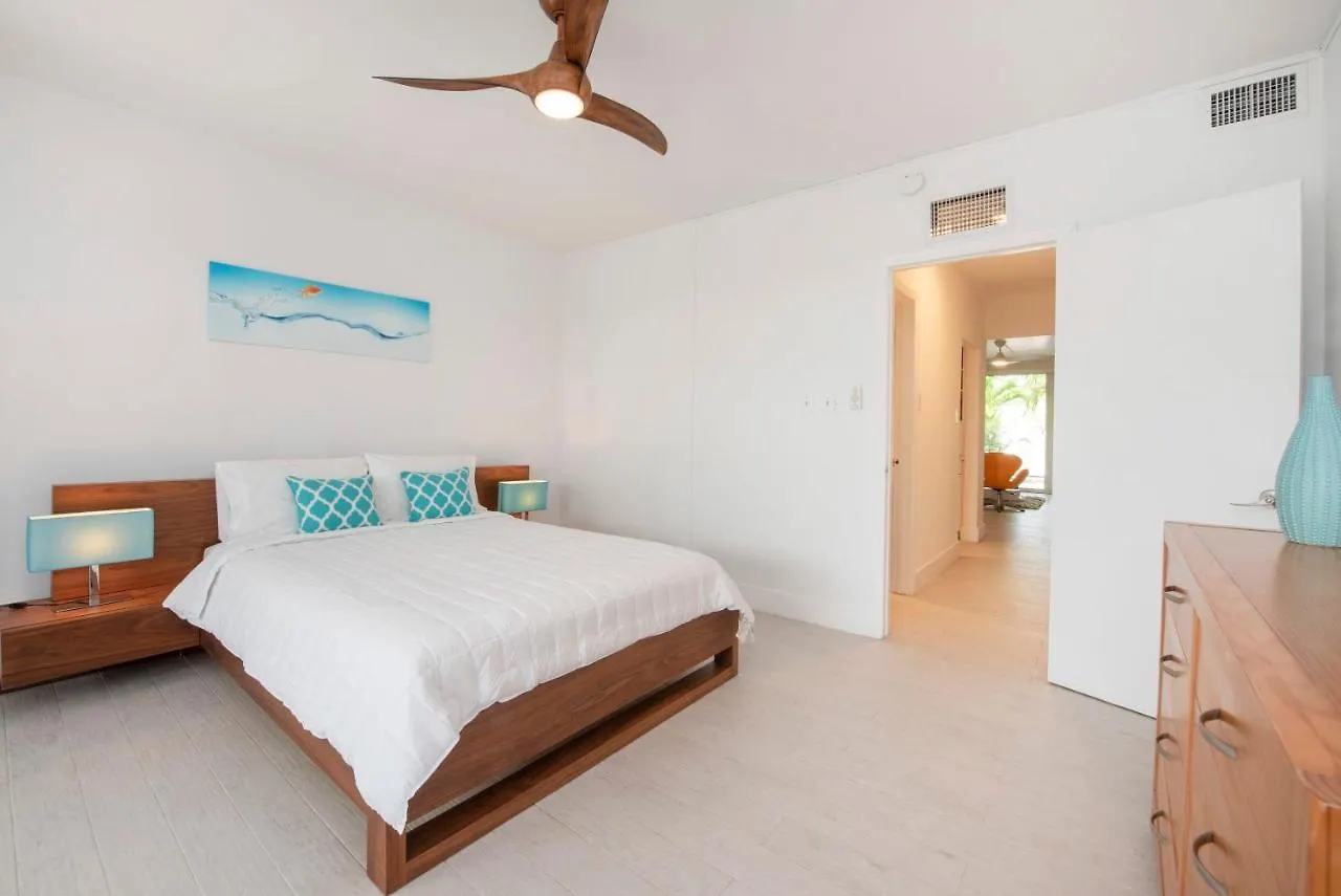 Beach Living At Island Pine Villas Blse George Town 0*,  Kaaiman-eilanden